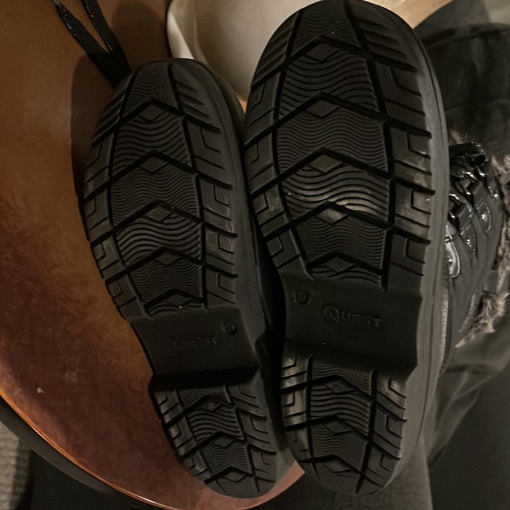 Quest boots - Picture 9 of 11